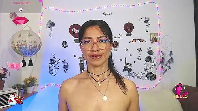 FernandaEloisa online show from January 9, 2025, 10:41 pm