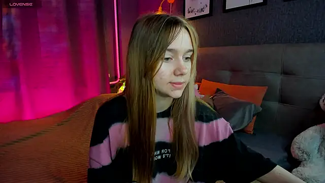 Snapshot of Lesi_Moonie01 chatting on November 5, 2025, 7:52 am Lesi Moonie01 online show from November 5, 2025, 7:52 am