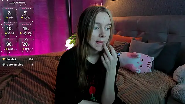 Snapshot of Lesi_Moonie01 chatting on November 12, 2025, 9:32 am Lesi Moonie01 online show from November 12, 2025, 9:32 am