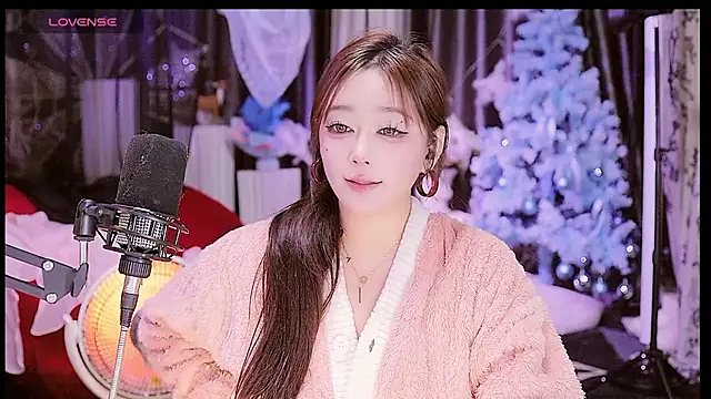 Missy Nana21 online show from January 4, 2025, 4:11 pm