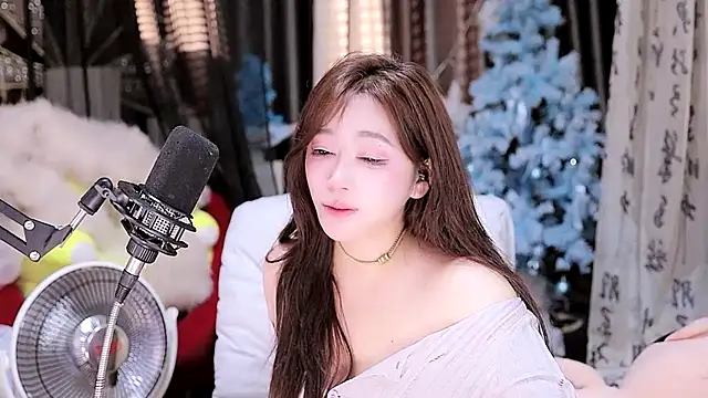 Missy Nana21 online show from February 27, 2025, 6:20 pm