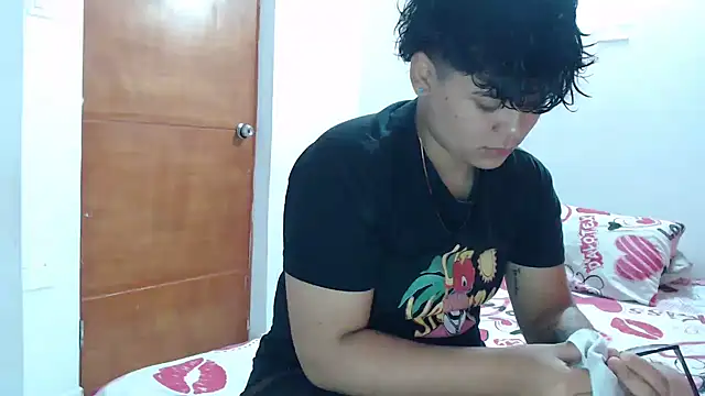 SHARLOTTE MORGAN online show from February 7, 2025, 4:59 am