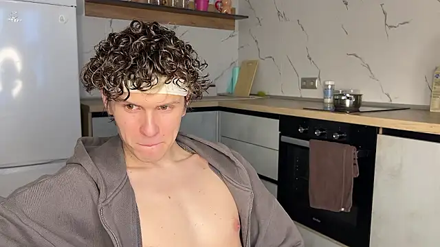 alyx garden online show from March 8, 2026, 3:05 pm