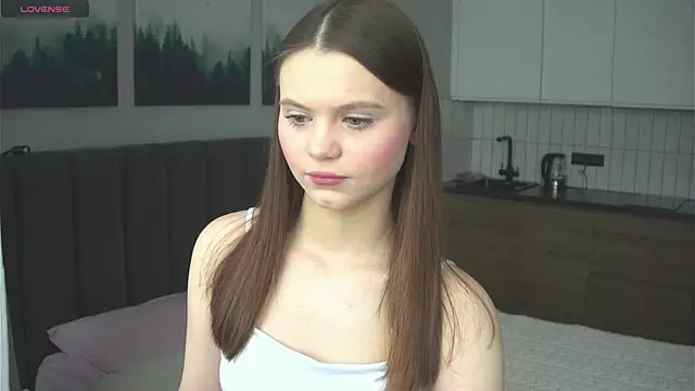 Snapshot of its_me_lissa_ chatting on June 10, 2026, 1:43 pm its me lissa online show from June 10, 2026, 1:43 pm