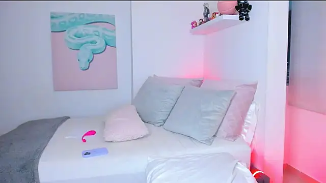 Snapshot of Alexis_Rosse chatting on December 19, 2024, 3:07 am Alexis Rosse online show from December 19, 2024, 3:07 am