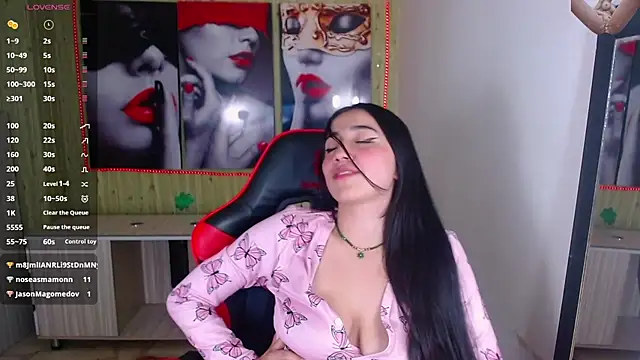 Snapshot of _Emmaa_Harper chatting on January 18, 2025, 8:10 am Emmaa Harper online show from January 18, 2025, 8:10 am