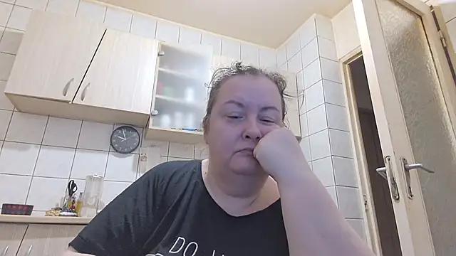 Snapshot of melissaBlessing chatting on February 13, 2025, 5:58 am melissaBlessing online show from February 13, 2025, 5:58 am