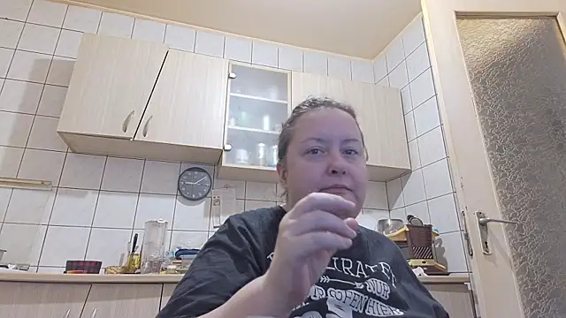 Snapshot of melissaBlessing chatting on March 19, 2025, 5:08 am melissaBlessing online show from March 19, 2025, 5:08 am