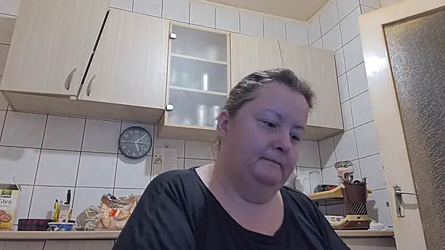 Snapshot of melissaBlessing chatting on September 28, 2025, 2:06 am melissaBlessing online show from September 28, 2025, 2:06 am