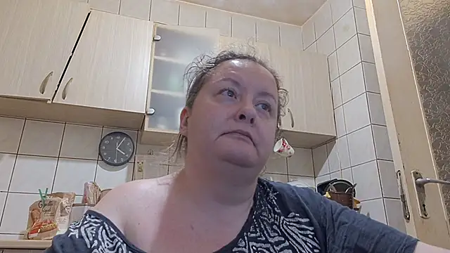 melissaBlessing online show from April 28, 2026, 1:04 am