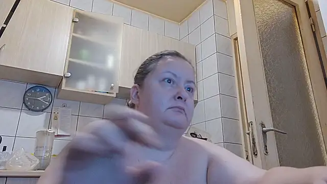 Snapshot of melissaBlessing chatting on July 6, 2026, 11:18 pm melissaBlessing online show from July 6, 2026, 11:18 pm