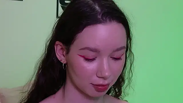 Snapshot of katycrown chatting on February 14, 2025, 6:51 pm katycrown online show from February 14, 2025, 6:51 pm