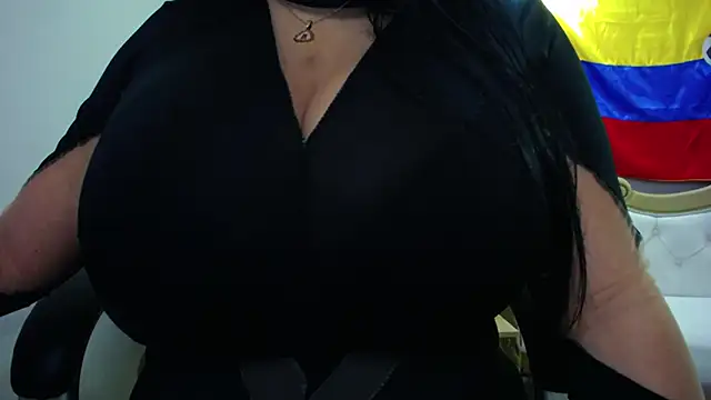 Snapshot of violletha chatting on June 29, 2026, 12:27 pm violletha online show from June 29, 2026, 12:27 pm
