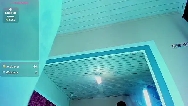 Drake Nassir4 online show from December 31, 2024, 7:42 am