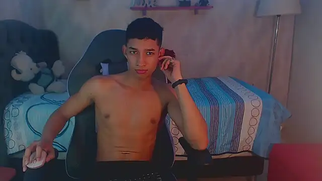 jose sexycumm online show from January 17, 2025, 8:11 pm