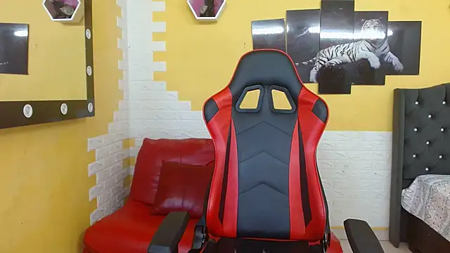 jose sexycumm online show from September 21, 2025, 6:53 pm