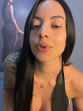 Elamesmamorena online show from June 17, 2026, 12:46 am