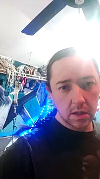 Snapshot of Boo-boo_kittyfux chatting on February 5, 2026, 12:10 pm Boo-boo kittyfux online show from February 5, 2026, 12:10 pm