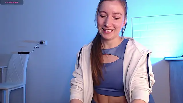 Eva Hailey  online show from March 21, 2026, 4:28 am