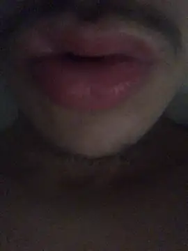 Snapshot of favormaker chatting on December 17, 2024, 5:15 pm favormaker online show from December 17, 2024, 5:15 pm