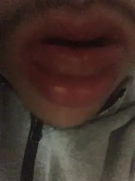 Snapshot of favormaker chatting on December 21, 2024, 8:07 am favormaker online show from December 21, 2024, 8:07 am