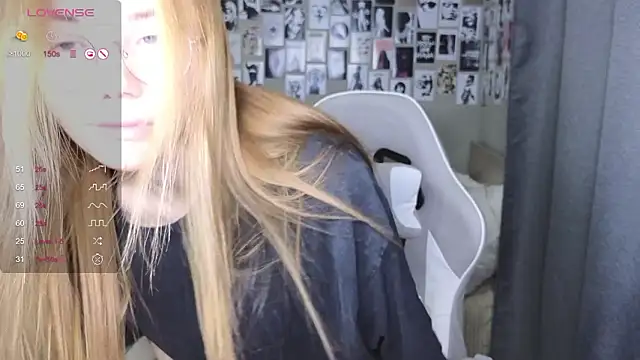 Snapshot of littlevildevil chatting on March 7, 2026, 10:23 am littlevildevil online show from March 7, 2026, 10:23 am