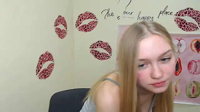 Snapshot of MademoiselleCl chatting on December 11, 2024, 3:15 pm MademoiselleCl online show from December 11, 2024, 3:15 pm