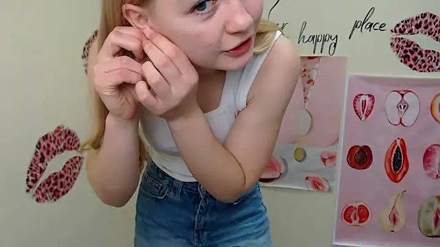 Snapshot of MademoiselleCl chatting on January 4, 2025, 7:34 am MademoiselleCl online show from January 4, 2025, 7:34 am