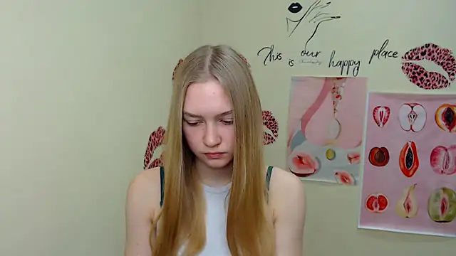 Snapshot of MademoiselleCl chatting on January 22, 2025, 7:14 am MademoiselleCl online show from January 22, 2025, 7:14 am