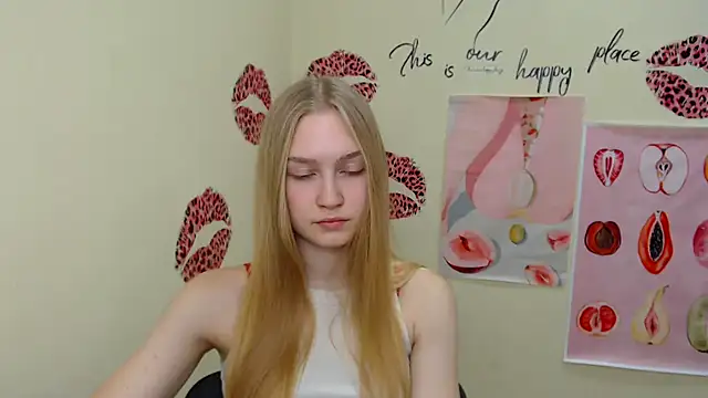 Snapshot of MademoiselleCl chatting on January 24, 2025, 1:36 pm MademoiselleCl online show from January 24, 2025, 1:36 pm