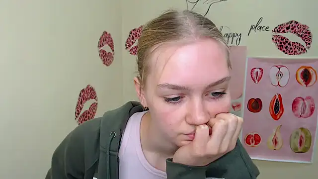 Snapshot of MademoiselleCl chatting on January 26, 2025, 10:12 am MademoiselleCl online show from January 26, 2025, 10:12 am