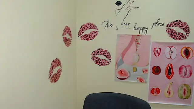 Snapshot of MademoiselleCl chatting on January 29, 2025, 6:33 am MademoiselleCl online show from January 29, 2025, 6:33 am