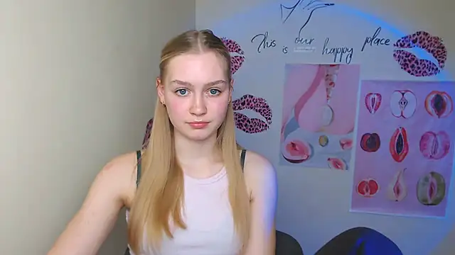 Snapshot of MademoiselleCl chatting on February 26, 2025, 4:35 pm MademoiselleCl online show from February 26, 2025, 4:35 pm