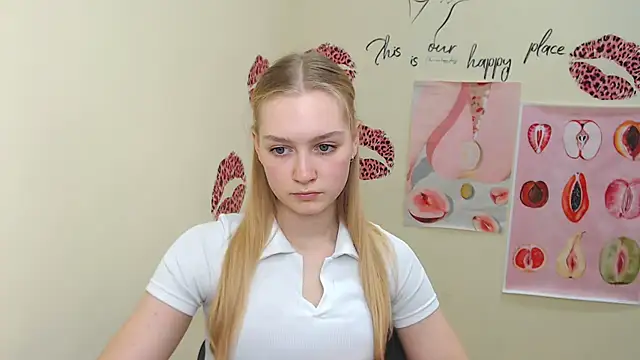 Snapshot of MademoiselleCl chatting on February 27, 2025, 10:37 am MademoiselleCl online show from February 27, 2025, 10:37 am