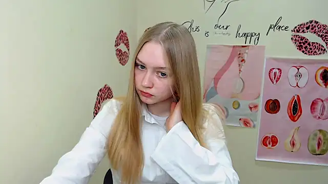 Snapshot of MademoiselleCl chatting on March 8, 2025, 7:27 am MademoiselleCl online show from March 8, 2025, 7:27 am