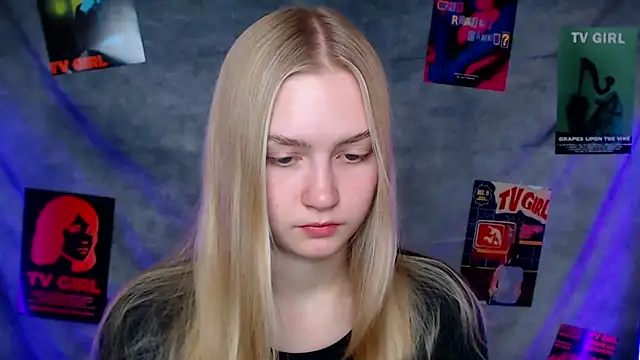 Snapshot of MademoiselleCl chatting on October 23, 2025, 12:15 pm MademoiselleCl online show from October 23, 2025, 12:15 pm