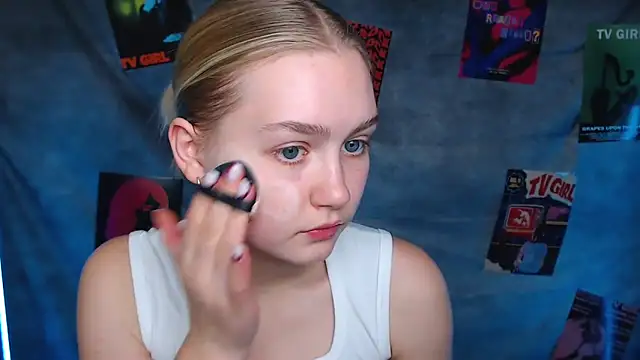 Snapshot of MademoiselleCl chatting on November 13, 2025, 12:59 pm MademoiselleCl online show from November 13, 2025, 12:59 pm