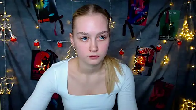 Snapshot of MademoiselleCl chatting on December 5, 2025, 1:09 pm MademoiselleCl online show from December 5, 2025, 1:09 pm