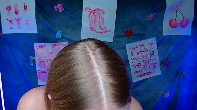 MademoiselleCl online show from March 13, 2026, 7:31 pm