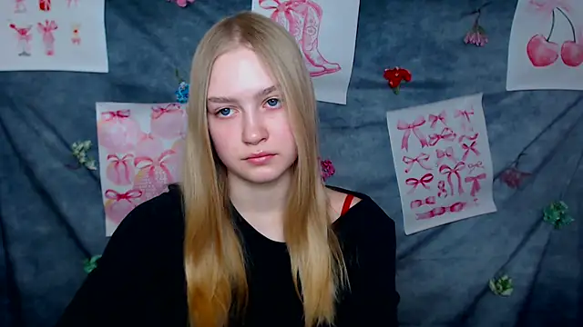 MademoiselleCl online show from March 16, 2026, 11:14 am