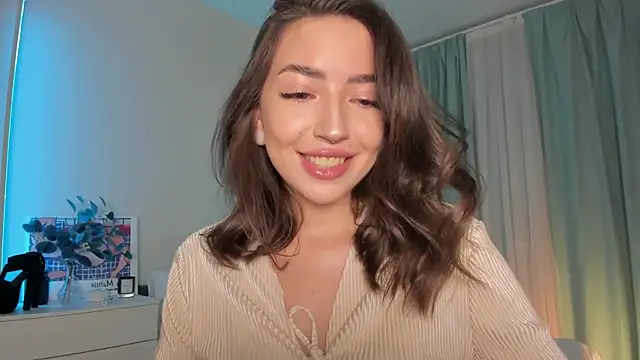 Oh My Dianee online show from October 8, 2025, 7:39 am