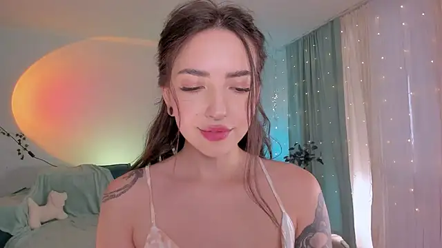 Oh My Dianee online show from July 8, 2026, 7:02 am