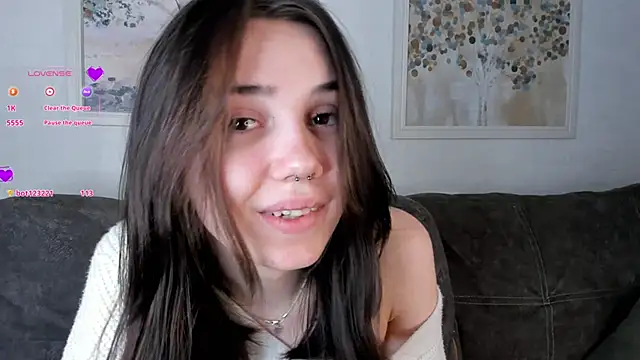 Snapshot of GillianDowdey chatting on January 31, 2025, 4:47 am GillianDowdey online show from January 31, 2025, 4:47 am