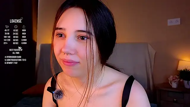 Snapshot of GillianDowdey chatting on September 21, 2025, 2:35 am GillianDowdey online show from September 21, 2025, 2:35 am