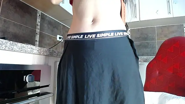 anna alvarez online show from December 15, 2025, 11:58 am