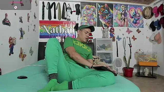 Snapshot of nathan_sanchez chatting on September 21, 2025, 1:18 am nathan sanchez online show from September 21, 2025, 1:18 am