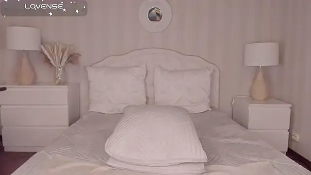 Snapshot of Nicky_Stone chatting on February 21, 2025, 9:56 am Nicky Stone online show from February 21, 2025, 9:56 am