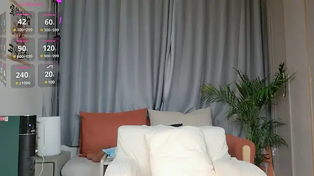 Snapshot of Youth3_ chatting on January 8, 2025, 9:53 am Youth3 online show from January 8, 2025, 9:53 am