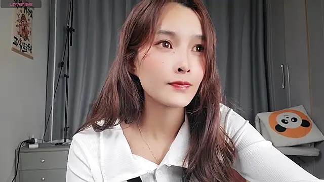 Snapshot of Youth3_ chatting on February 8, 2025, 12:39 pm Youth3 online show from February 8, 2025, 12:39 pm