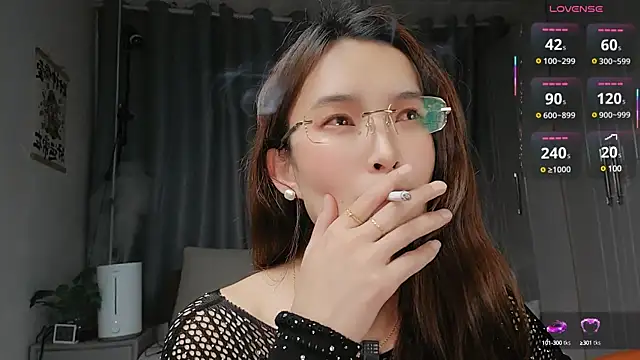 Snapshot of Youth3_ chatting on March 20, 2025, 5:15 pm Youth3 online show from March 20, 2025, 5:15 pm